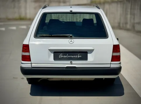 Mercedes-BenzW124 200 TE - — photo 4
